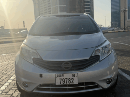 Nissan versa 2016