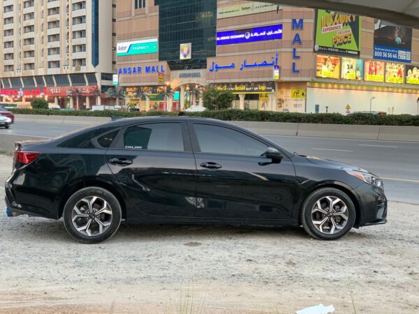 Kia Forty 2021